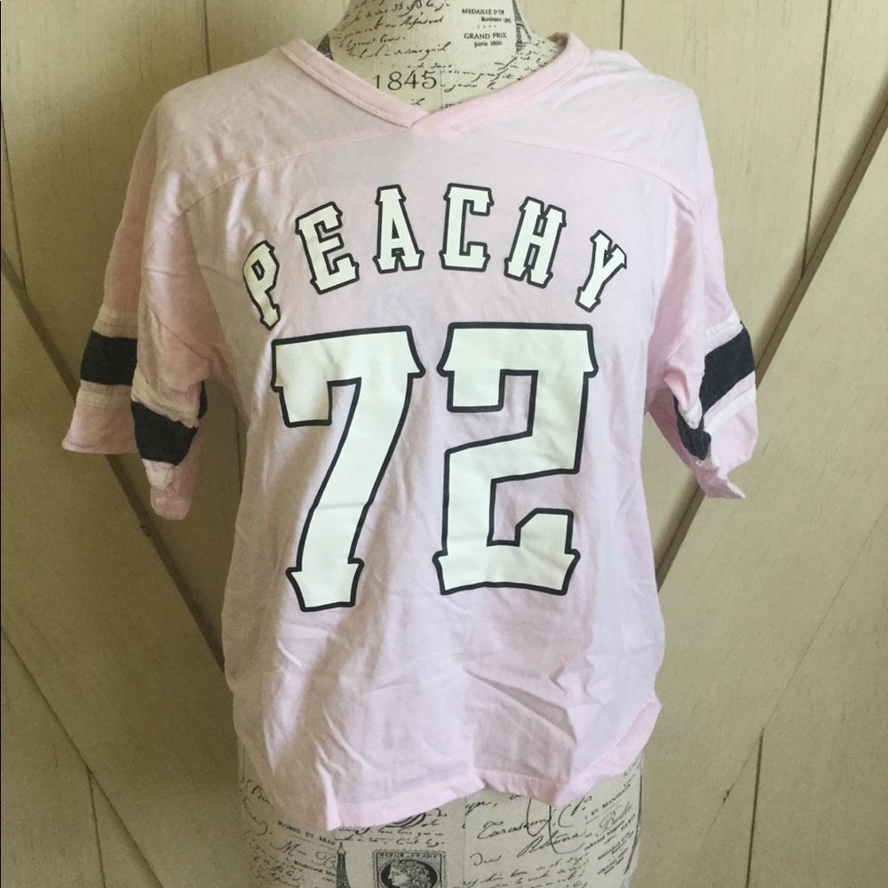🎀Forever 21 Peachy Tee🎀
